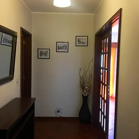 Ovidio's Βίλα Νόβα ντε Γκάια